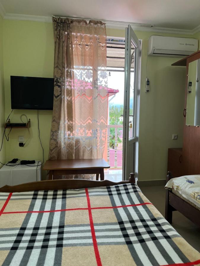 Mimino-Kongo Hotel ウレキ エクステリア 写真